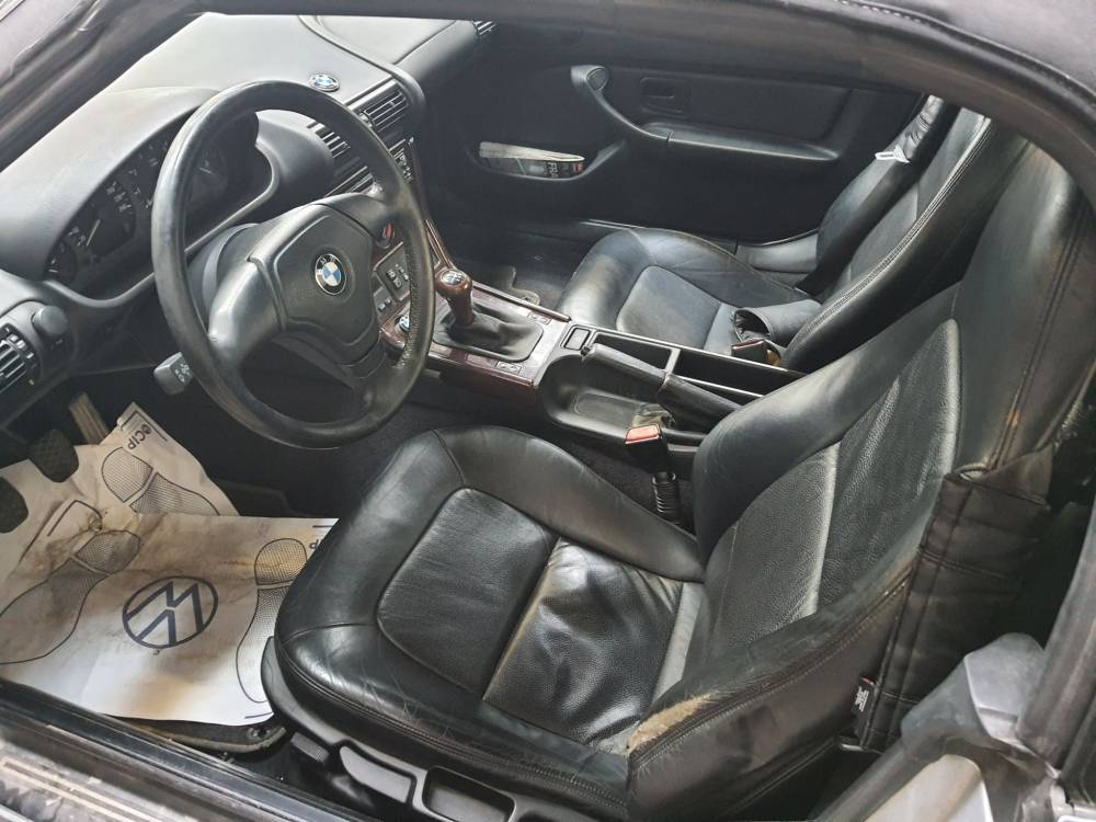BMW 1.9L Roadster